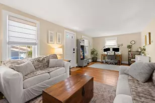 14 Lake Dr, Hamilton, MA 01982 - Photo 2