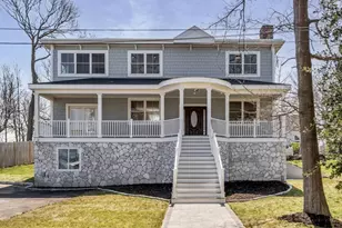 5 Cottage St, Nahant, MA 01908 - Photo 2