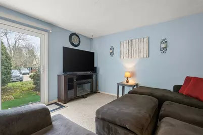 180 Main St #5109, Bridgewater, MA 02324 - Photo 6