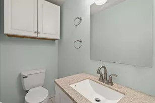 180 Main St, Bridgewater, MA 02324 - Photo 12