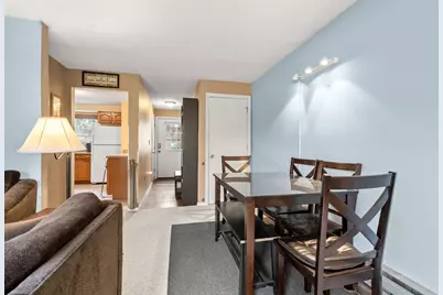 180 Main St #5109, Bridgewater, MA 02324 - Photo 2