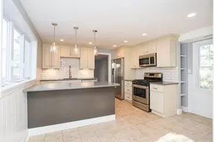 117 Gore St, Cambridge, MA 02141 - Photo 2