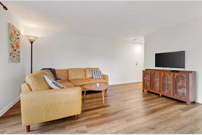 25 Rockland St #4, Boston, MA 02132 - Photo 4