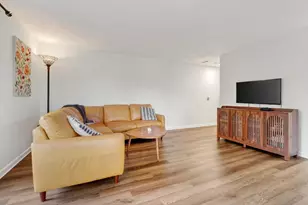 25 Rockland St, Boston, MA 02132 - Photo 4