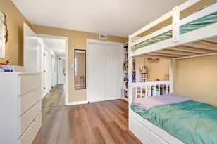 25 Rockland St, Boston, MA 02132 - Photo 18