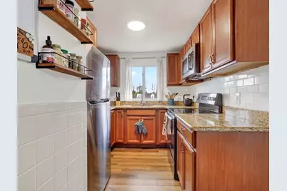 25 Rockland St #4, Boston, MA 02132 - Photo 8