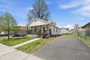 20 Conklin St, Springfield, MA 01109 - Photo 2