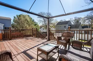 8 Alfred Pl, Woburn, MA 01801 - Photo 26