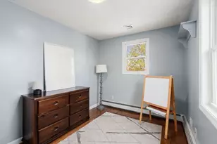 8 Alfred Pl, Woburn, MA 01801 - Photo 18