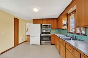 6 Desmond Dr, Nahant, MA 01908 - Photo 14