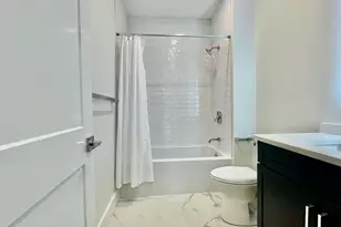 75 Neponset St, Canton, MA 02021 - Photo 16