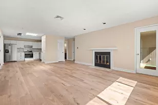 9 Thomas St, Saugus, MA 01906 - Photo 12