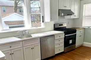 142 Jackson, Newton, MA 02459 - Photo 8
