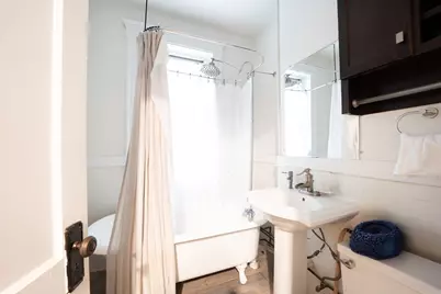 15 Park Dr #5, Boston, MA 02215 - Photo 4