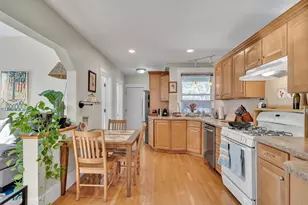 15 Berkshire St, Cambridge, MA 02141 - Photo 2