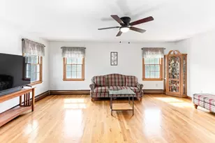 136 Old Fall River Rd, Swansea, MA 02777 - Photo 24