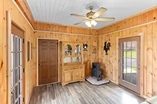 136 Old Fall River Rd, Swansea, MA 02777 - Photo 16