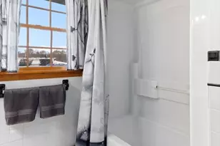 136 Old Fall River Rd, Swansea, MA 02777 - Photo 30
