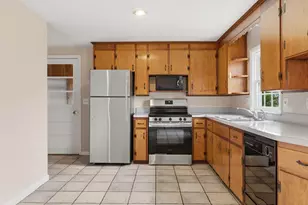 201 Glenfield Rd, North Attleboro, MA 02760 - Photo 4