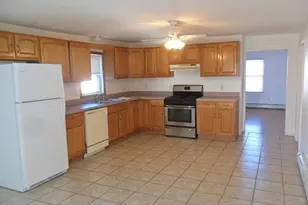 16 West St, Milford, MA 01757 - Photo 4