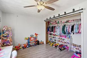 16 Brown St, North Providence, RI 02904 - Photo 12