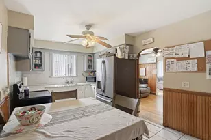 16 Brown St, North Providence, RI 02904 - Photo 18