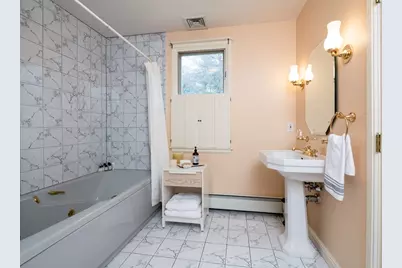375 Atherton St, Milton, MA 02186 - Photo 20
