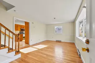72 Cambridge Rd, Woburn, MA 01801 - Photo 16