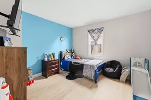 128 Cottage St, New Bedford, MA 02740 - Photo 10