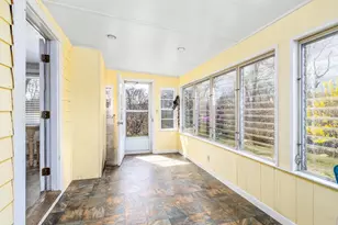 2 Montauk St, Falmouth, MA 02536 - Photo 10