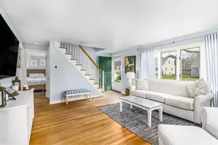 2 Montauk St, Falmouth, MA 02536 - Photo 4