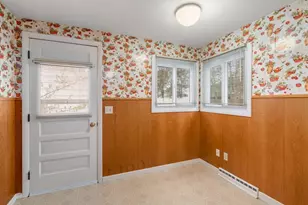 18 Royce Rd, Framingham, MA 01701 - Photo 10
