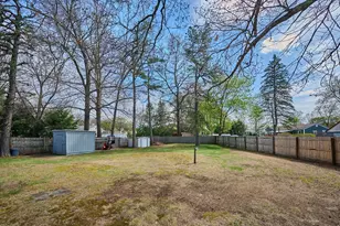 50 Phelps St, Easthampton, MA 01027 - Photo 24