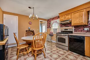 50 Phelps St, Easthampton, MA 01027 - Photo 6