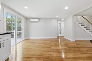 123 Pine Hill Cir, Waltham, MA 02451 - Photo 4