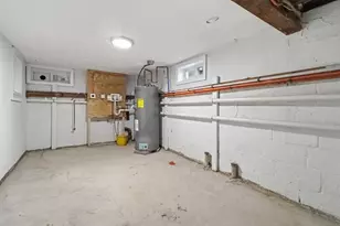 123 Pine Hill Cir, Waltham, MA 02451 - Photo 26
