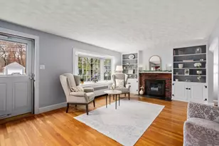 15 Walton St, Wakefield, MA 01880 - Photo 6
