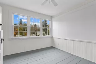 285 Main St, Groveland, MA 01834 - Photo 30
