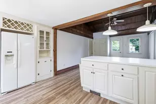 285 Main St, Groveland, MA 01834 - Photo 14