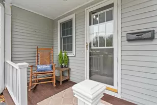 285 Main St, Groveland, MA 01834 - Photo 10