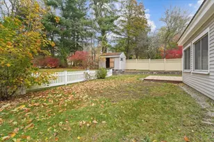 285 Main St, Groveland, MA 01834 - Photo 36