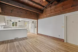 285 Main St, Groveland, MA 01834 - Photo 12