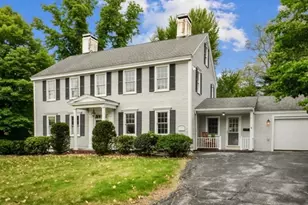 285 Main St, Groveland, MA 01834 - Photo 2