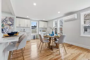 8 Hammatt St, Ipswich, MA 01938 - Photo 2