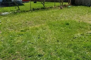 124 Princeton St, New Bedford, MA 02745 - Photo 6