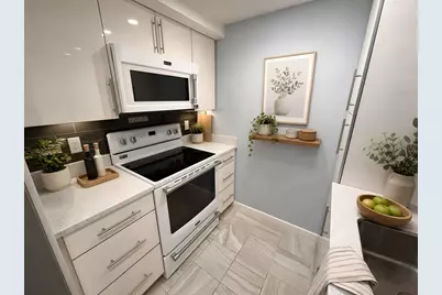 1933 Commonwealth #405, Boston, MA 02135 - Photo 2