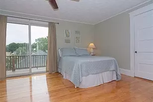 33 Chetwynd Rd, Somerville, MA 02144 - Photo 8