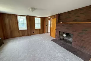 191 Fort Hill Ave, Pittsfield, MA 01201 - Photo 4