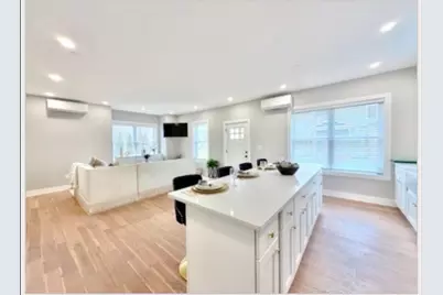 20 Broad St #5, Medway, MA 02053 - Photo 2