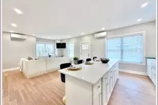 20 Broad St, Medway, MA 02053 - Photo 2